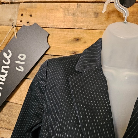 Merona women's black pin stripped dress jacket size 8 - Picture 3 of 14